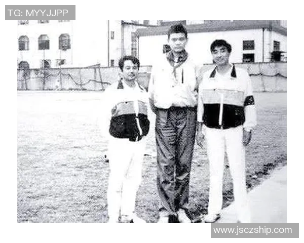 姚明回忆大姚岁月点滴与篮球梦想的追逐之旅