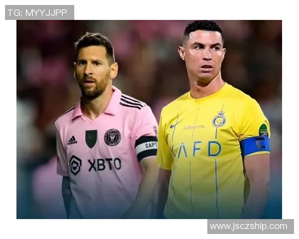 合照中的足球明星是谁揭秘他们背后的故事与成就